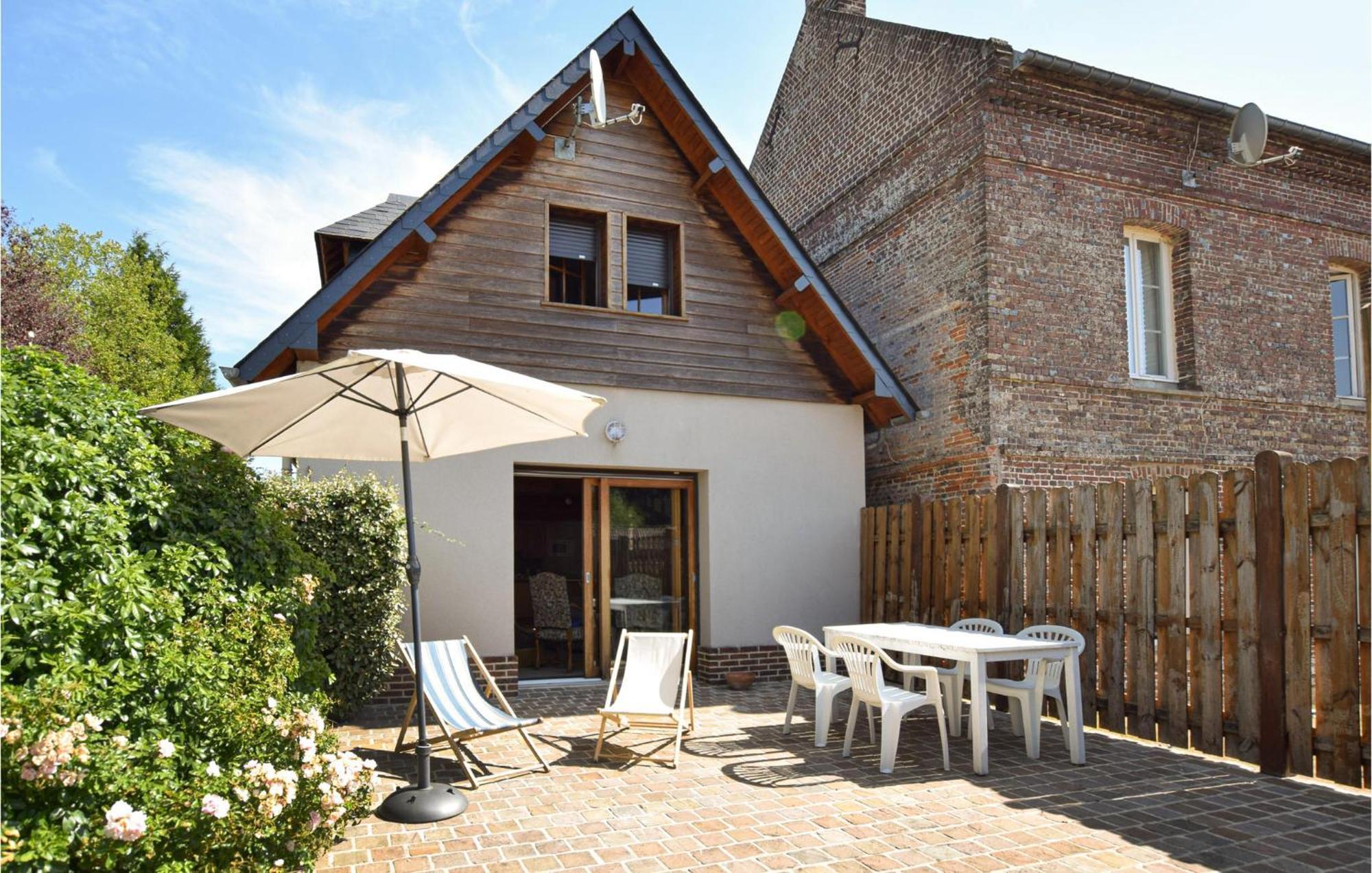 Beautiful Home In Le Bourg-Dun With Kitchen 외부 사진